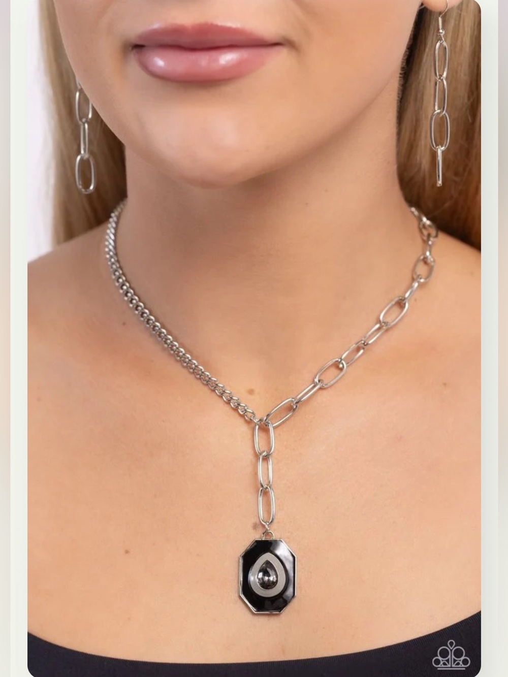 🔲⚫️🔲 “HEXAGONAL HALLMARK” SILVER NECKLACE WITH EARRINGS ~ PAPARAZZI❗️ 🔲⚫️🔲